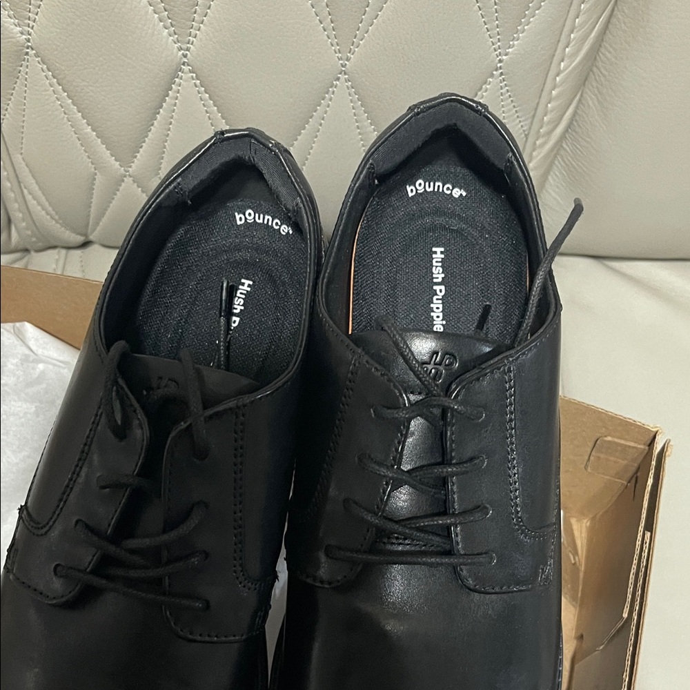 Hush Puppies Men's Black Leather Lace-Up Derby - Picture 3 of 9